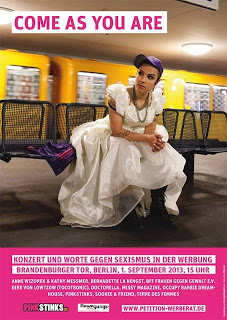 Plakat der Initiative Pinkstinks, die zur ersten bundesweiten Demonstration gegen Sexismus in der Werbung aufruft